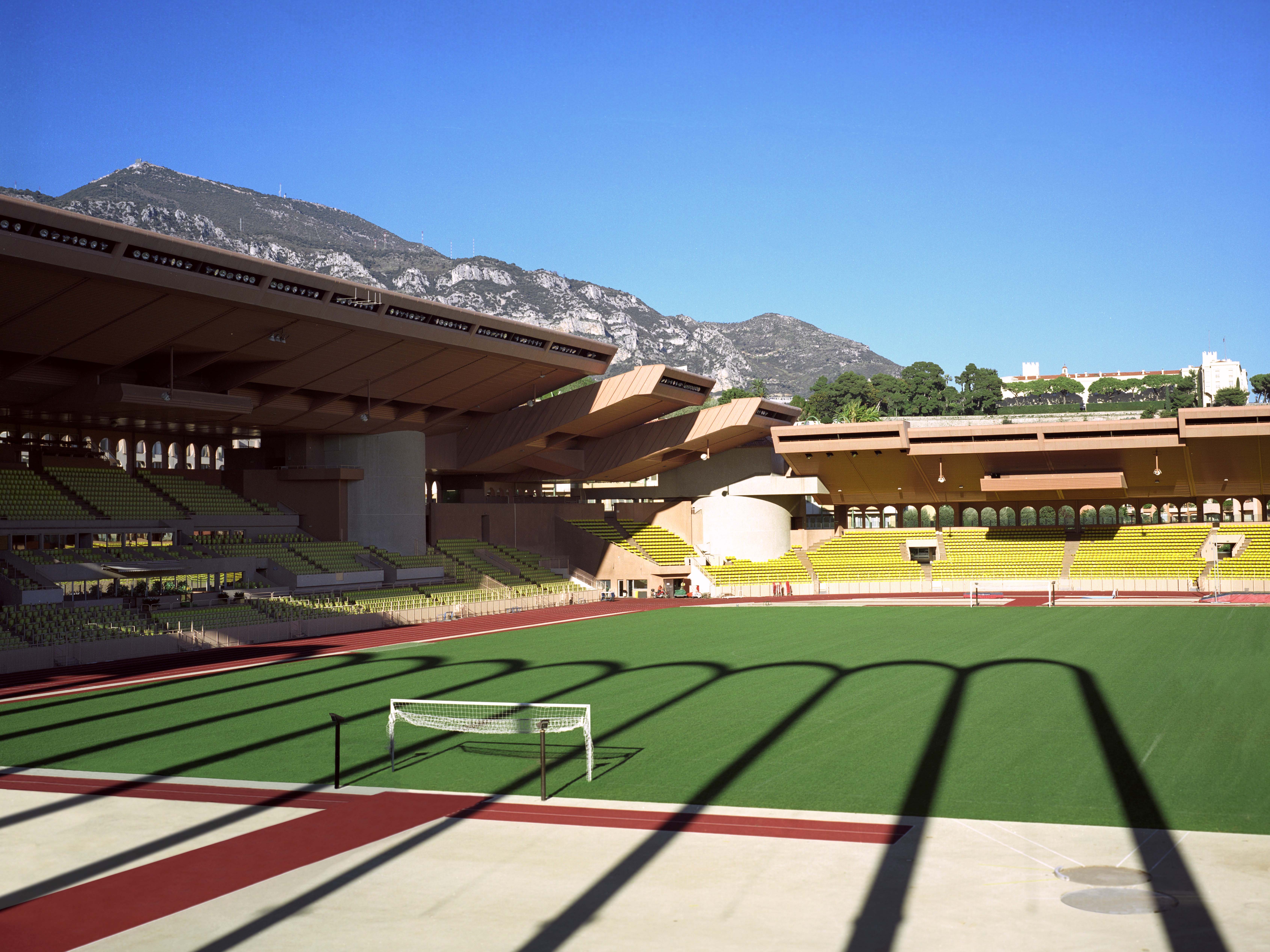 Stade-omnisports-80X60